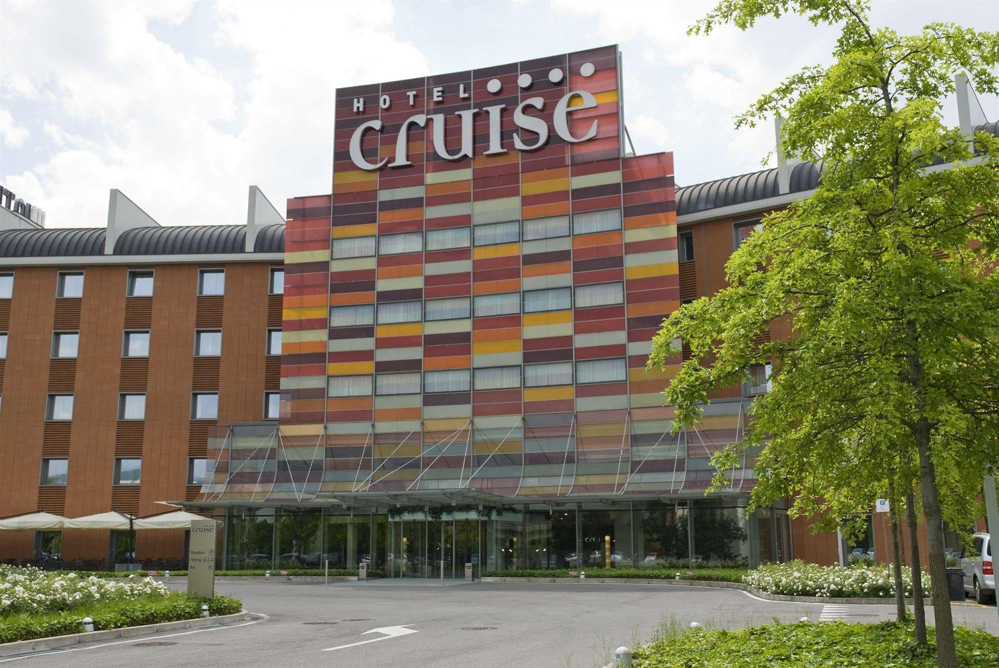 Hotel Cruise Lucino Eksteriør bilde